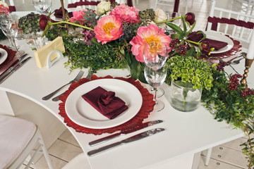look of the serving wedding table