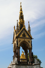 Fototapeta na wymiar The Albert Memorial in Kensington Gardens, London.