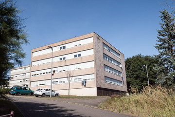 Mehrfamilienhaus