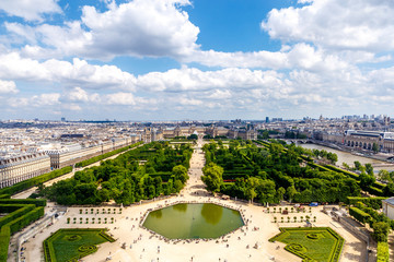 Fototapeta na wymiar Eiffel tower in Paris Europe