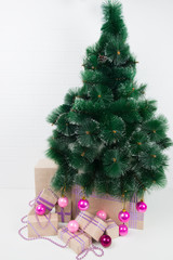 gifts to put under the Christmas tree green