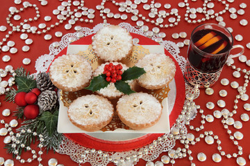 Mulled Wine and Mince Pies