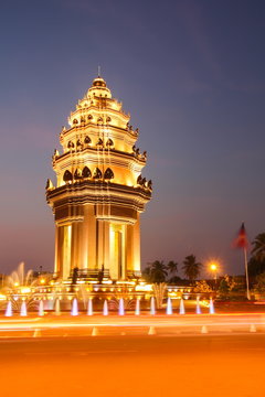 Independence Monument in the night time which is the one of landmark in Phnom Penh, Cambodia.