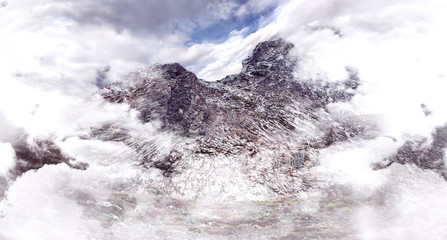 Montañas y nubes.Geologia y formaciones rocosas.Deportes extremos de escalada.Trekking y paisaje natural