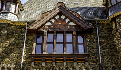Fenster an der Reichsburg Cochem an der Mosel