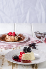 Vanilla panna cotta
