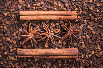 claves,cinamon and anise stars