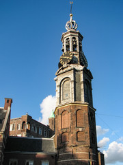 Fototapeta na wymiar Clock Tower in Amsterdam