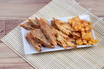 Deep fried mixed vegetable for  in Vegetable festival of Chinese as stir taro in tofu sheet,sliced taro and sweet corn fried.