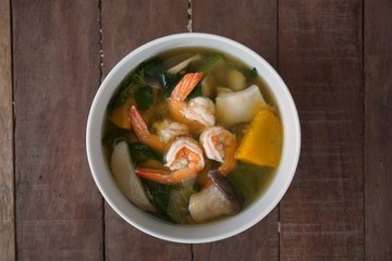 Thai Spicy Mixed Vegetable Soup with Prawns