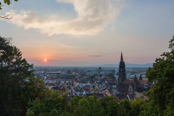 Freiburg am Abend