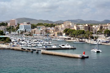 Fototapeta na wymiar Porto Cristo à Majorque