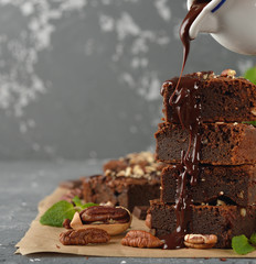Chocolate brownies with nuts