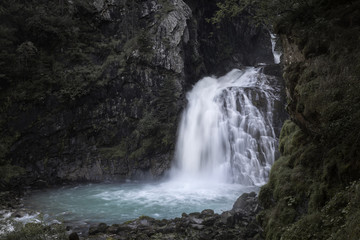 Fototapeta na wymiar Reinbach Wasserfall in Südtirol, Italien