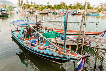 Fototapeta na wymiar Thai fishingboat at a pier