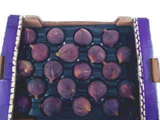 a box of fresh figs