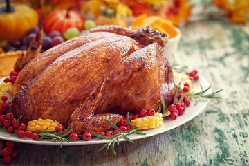 Thanksgiving Turkey dinner  - obrazy, fototapety, plakaty