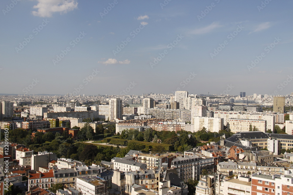 Wall mural Panorama urbain à Paris