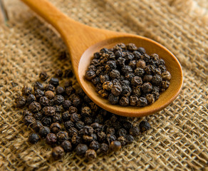 peppercorn in spoon