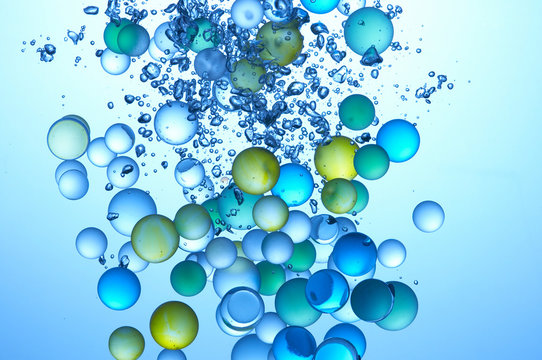 水中のビー玉 Images Browse 17 Stock Photos Vectors And Video Adobe Stock