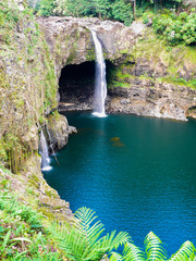 Rainbow Falls at Wailuku River State Park, Hilo, Hawaii Island, USA