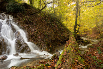 Obraz premium Oben Waterfall, Mazandaran, Iran