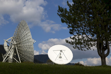 Parabolantennen an der Erdfunkstelle Aflenz, Steiermark