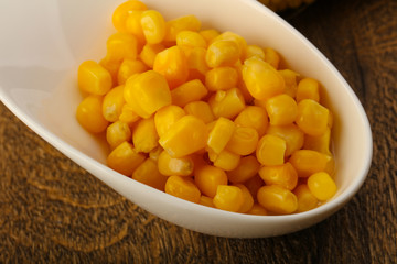 Sweet canned corn