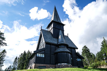 Fototapeta na wymiar Holmenkollen chapell