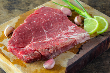 Slide top round beef preparation for cooking