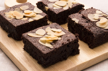 Brownies with almond