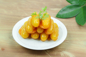 Sweet jackfruit seeds, Thai dessert (Met Khanoon)