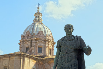 Obraz premium Statue of Julius Caesar in Rome, Italy