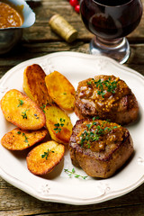 Filet Mignon with a Mustard Sauce