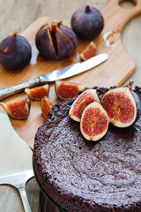Сhocolate сake with fresh figs