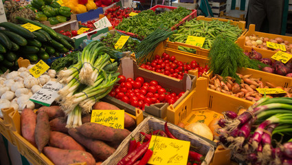 Gemüse auf Wochenmarkt