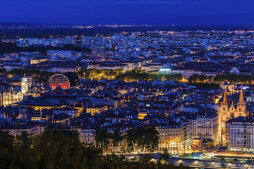 Obraz premium Panorama of Lyon at evening