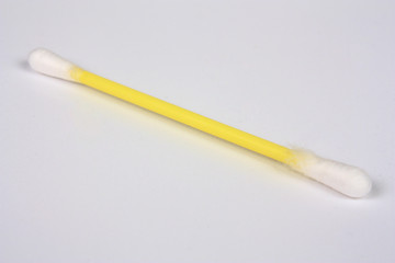 Wattestäbchen
