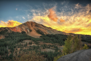 Fototapeta premium Mountain Sunset