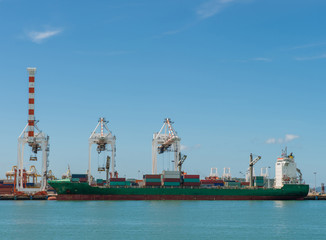 Fototapeta premium cargo ship