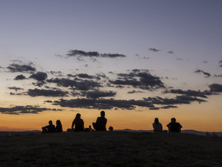 Fototapeta premium couple watching the sunset