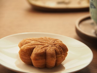 Japanese cake shaped like a maple leaf