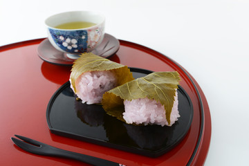 美味しそうな和菓子とお茶