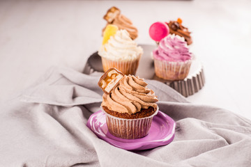 walnut cupcakes