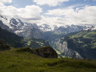 Fototapeta na wymiar vistas desde Männlichen en Suiza verano 2016 OLYMPUS DIGITAL CAMERA