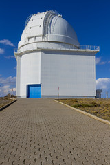 Obraz premium front telescope astrological observatory