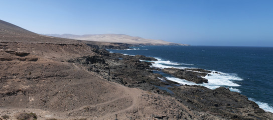 Fuerteventura, Isole Canarie: le scogliere e le spiagge della costa ovest dell'isola il 31 agosto, 2016