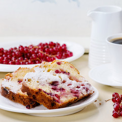 Cake with red currant