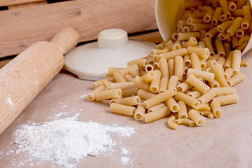 flour, meal, pasta,