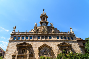 Fototapeta na wymiar Church of San Juan del Mercado (Real Parroquia de los Santos Juanes) In Valencia